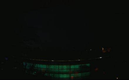 Wetter Kamera - Bild etwa 2MB.Entfernung zum hohen Haus (Exzenterhaus) 740m.Häuser hinter den Bahngleisen 150m.Das Wetter Bild wird alle 3 Minuten aktualisiert.