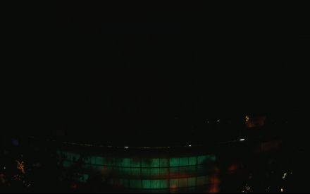 Wetter Kamera - Bild etwa 2MB.Entfernung zum hohen Haus (Exzenterhaus) 740m.Häuser hinter den Bahngleisen 150m.Das Wetter Bild wird alle 3 Minuten aktualisiert.